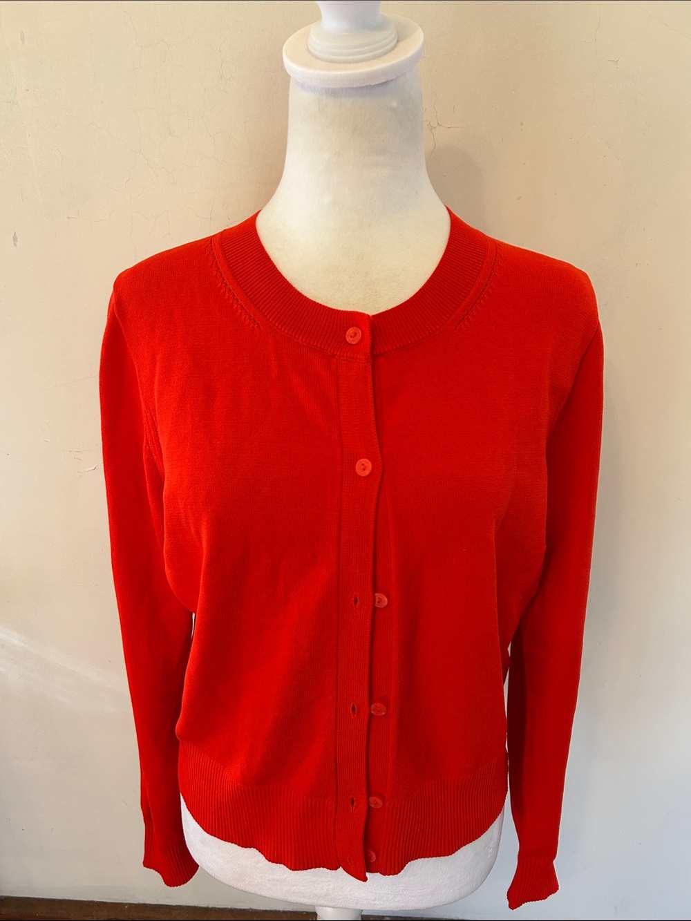 On 34th Women's Classic Red/Orange Button-Front cardigan Size M EUC
